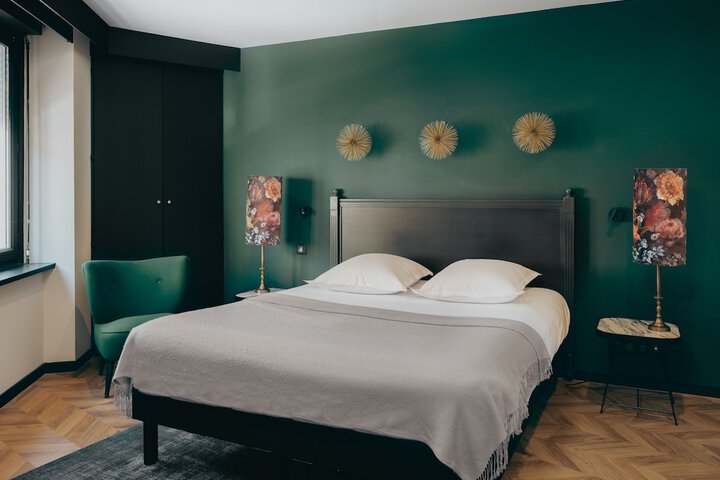 Room 25 of 72