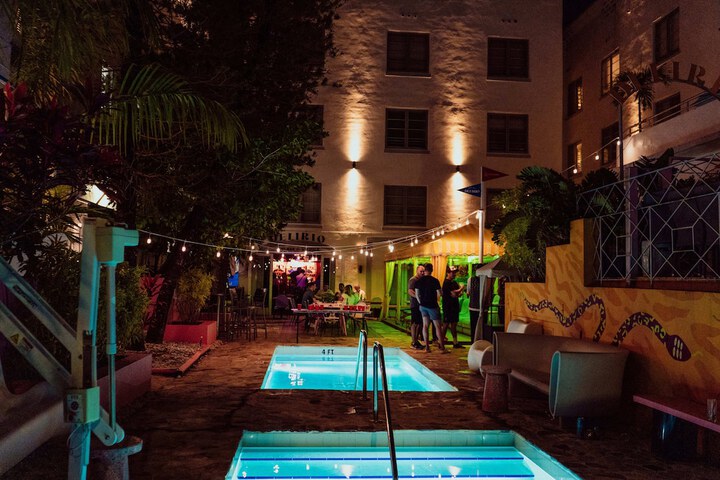 Pool 88 of 118