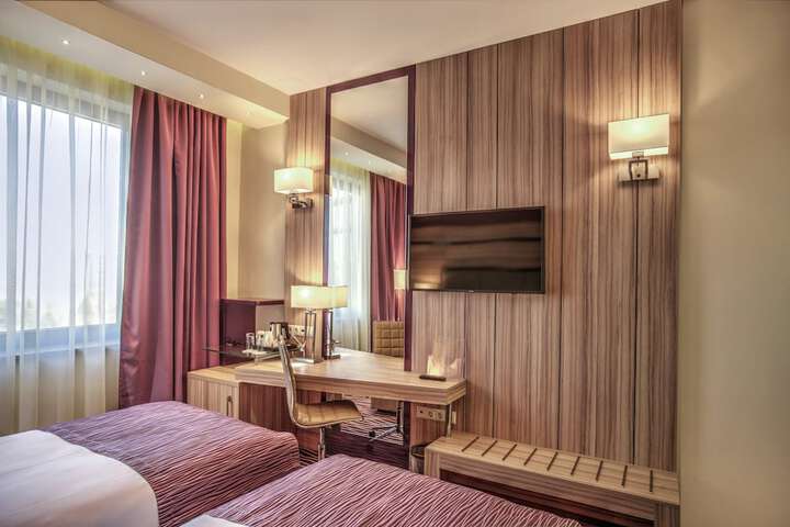 Room 20 of 93