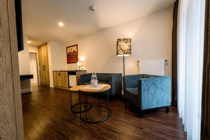 Room 15 of 45