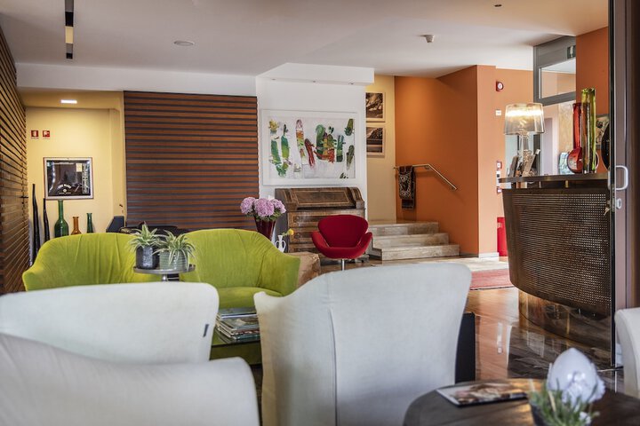 Guest Lobby