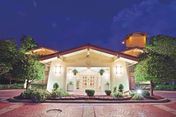 Exterior Photo
