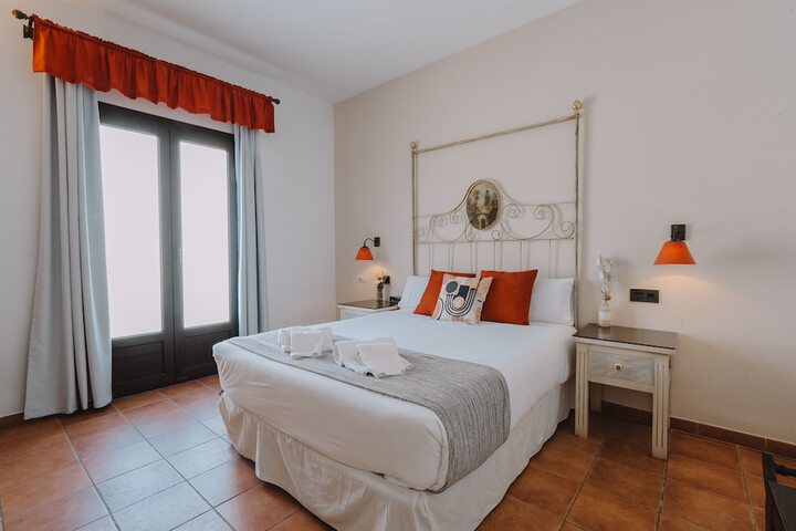 Room 20 of 77