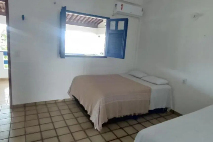 Room 2 of 16