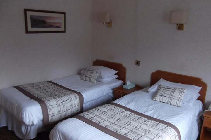 Room 14 of 35