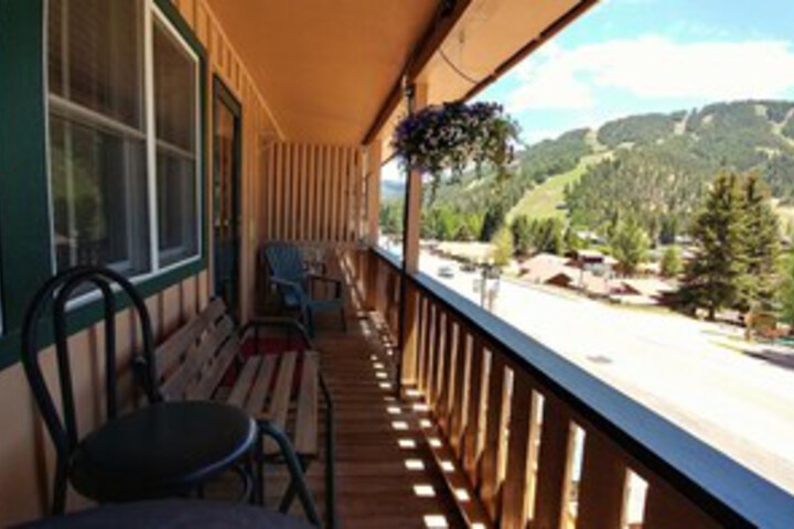 Terrace/Patio 3 of 15