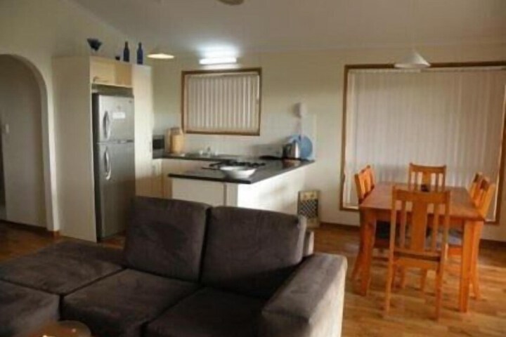 Room 14 of 40