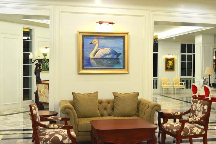 Lobby Photos