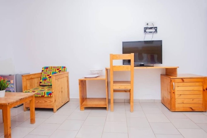 Room 21 of 48
