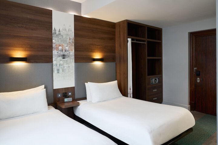 Room 12 of 57
