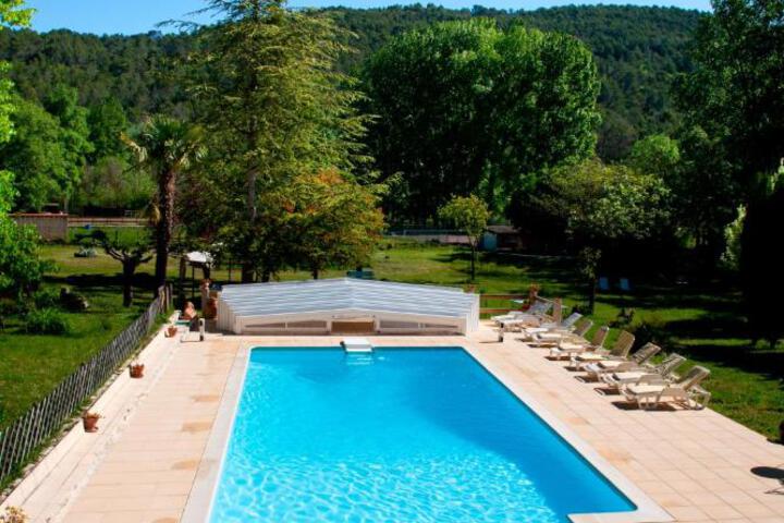 Domaine De La Provençâne