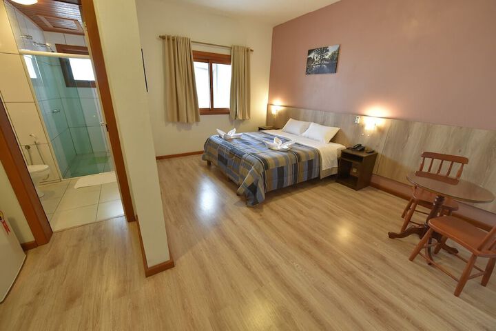 Room 14 of 39
