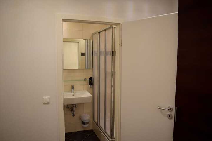 Room 22 of 29