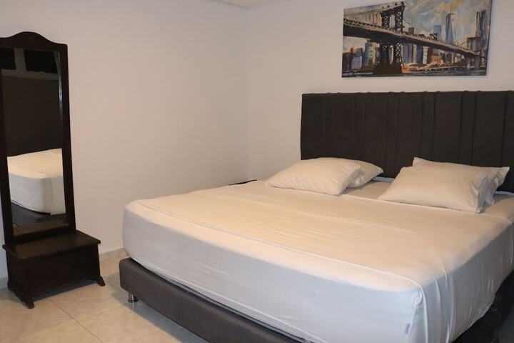 Room 10 of 31