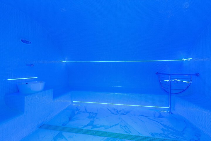 Spa 92 of 187
