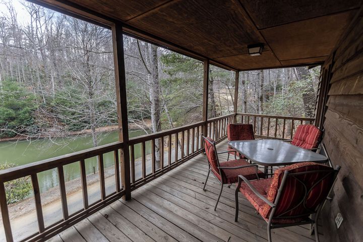 Terrace/Patio 11 of 36