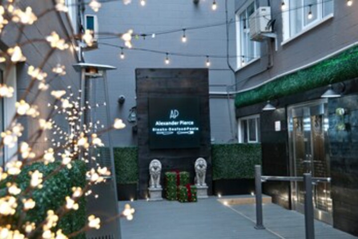 Hotel Exterior 20 of 54