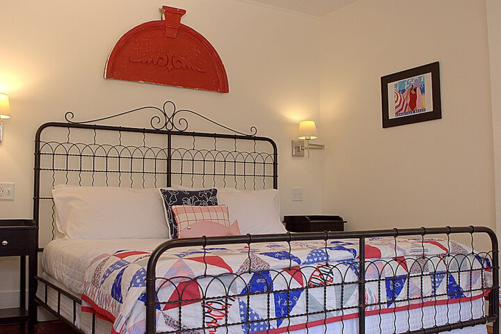 Room 3 of 48