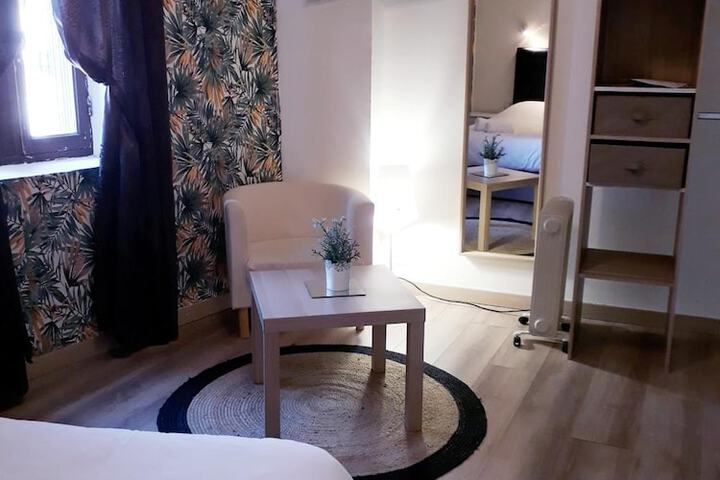 Room 12 of 26