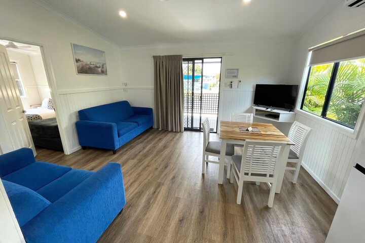 Room 16 of 26
