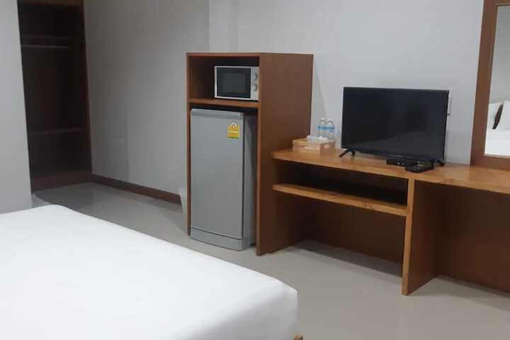 Room 4 of 45