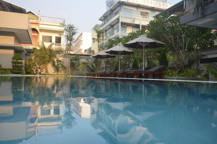 Hotel with Pool