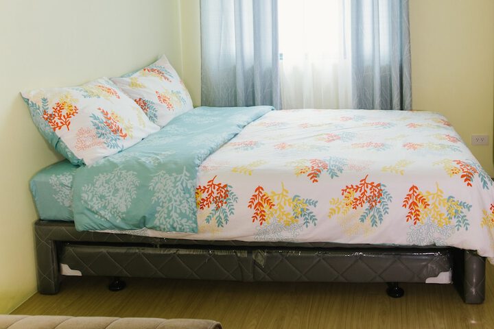 Room 10 of 27