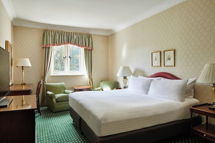 Room 12 of 63