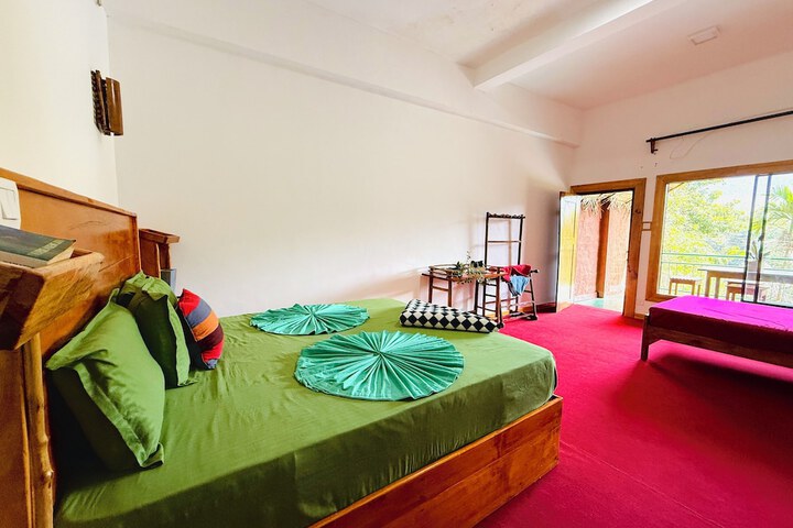 Room 13 of 47