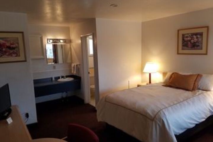 Room 22 of 43