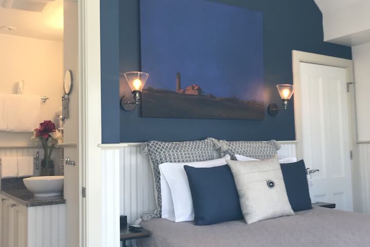 Room 12 of 125