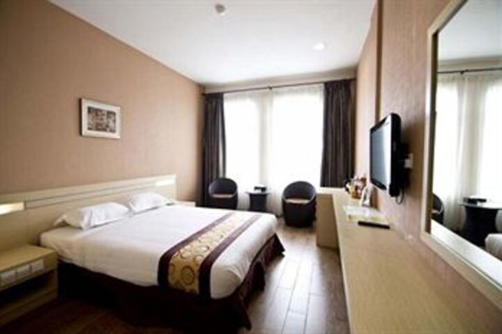 Guest Suite