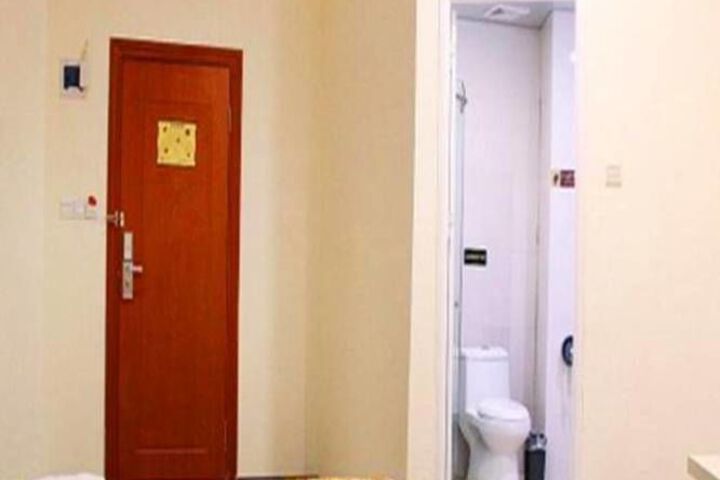 Room 49 of 71