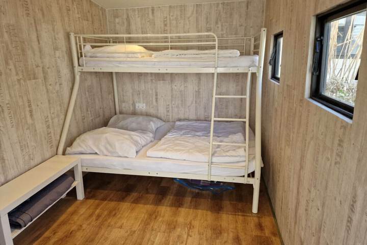Room 3 of 9