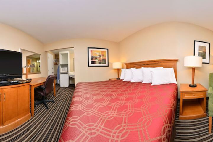 Room 4 of 26