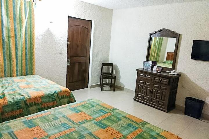 Room 9 of 43