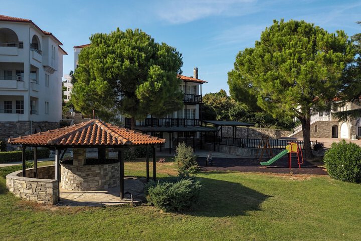 Children's play area - outdoor