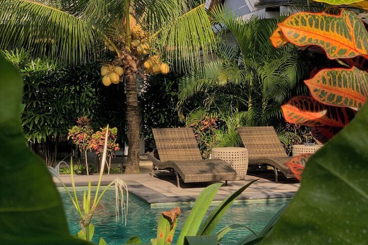 Pool 13 of 21
