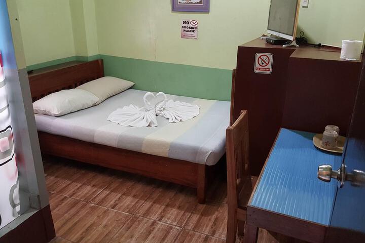 Torres Lodge Main