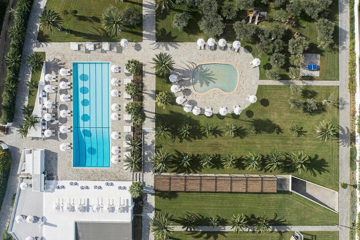 Pool 90 of 227