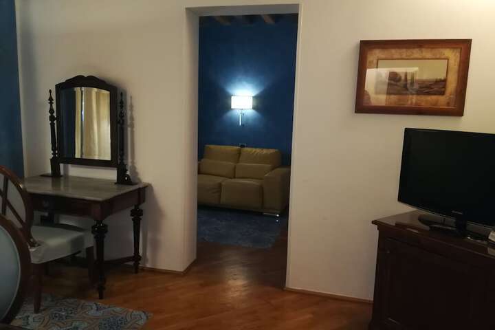 Room 19 of 52