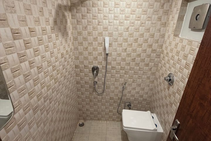 Room 35 of 52