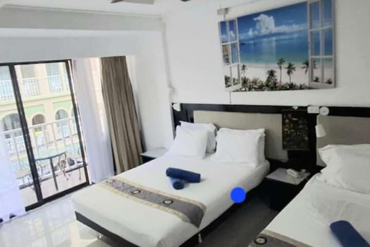 Room 28 of 111