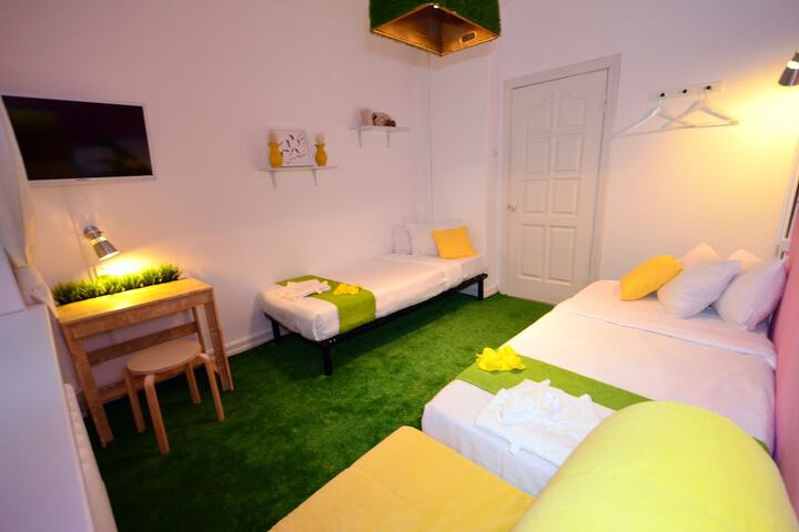 Room 5 of 27