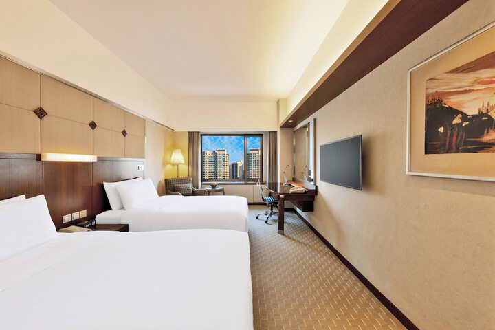 Room 29 of 85