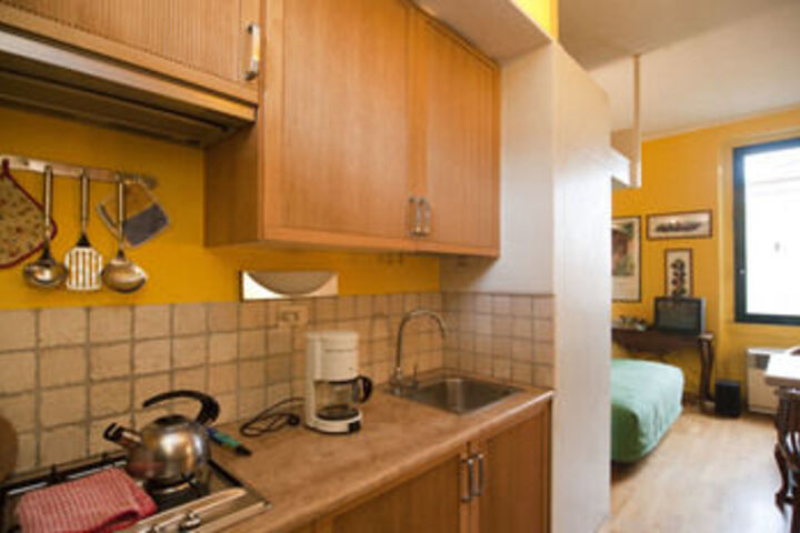 Room 62 of 168