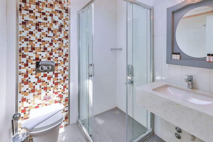 Clean Restrooms