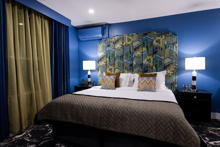 Room 8 of 55