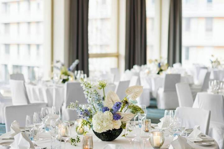 Ballroom/Hall 85 of 104