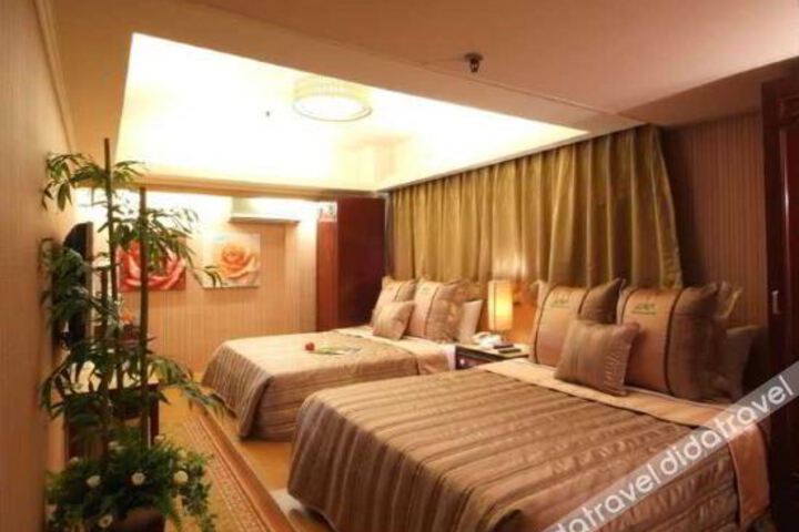 Honeydew Hotel